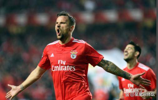 包含转折点！比利亚雷亚尔遗憾出局，葡超冲刺阶段攻防权衡，压力陡增，临场指挥获称赞的词条