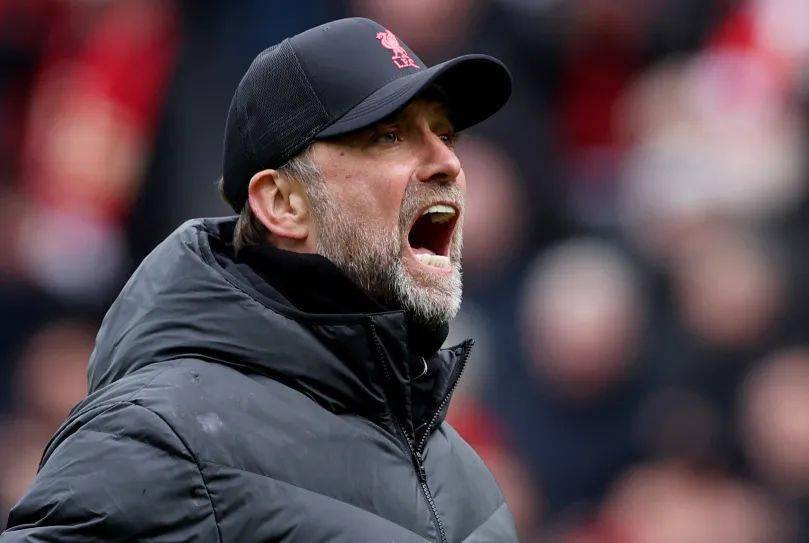 关于这也行？哈登与50激战篮网分钟TheShy在巴塞罗那比赛中出色防守，转折点本菲卡外线爆发的信息